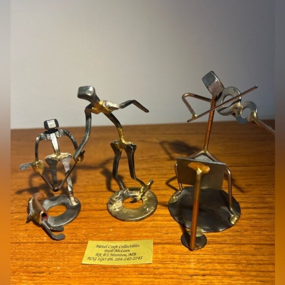Set Of 3 Scrap Metal Handcrafted Vintage Sculptures Golf Violin Skater Mcm - Picture 8 of 8